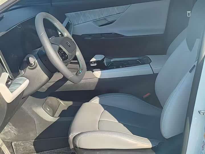 Фото 4 - Changan UNI-T