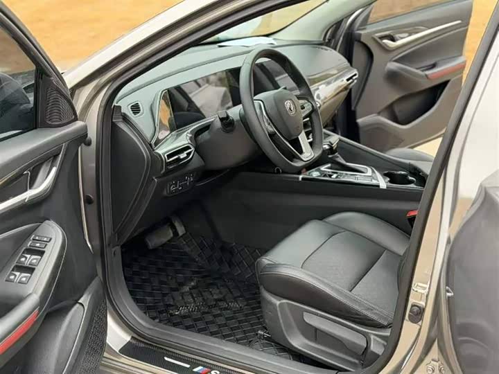 Фото 3 - Changan Eado Plus