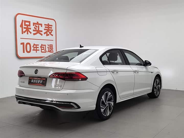 Фото 2 - Volkswagen Bora