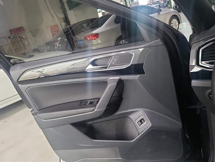 Фото 7 - Volkswagen Tayron