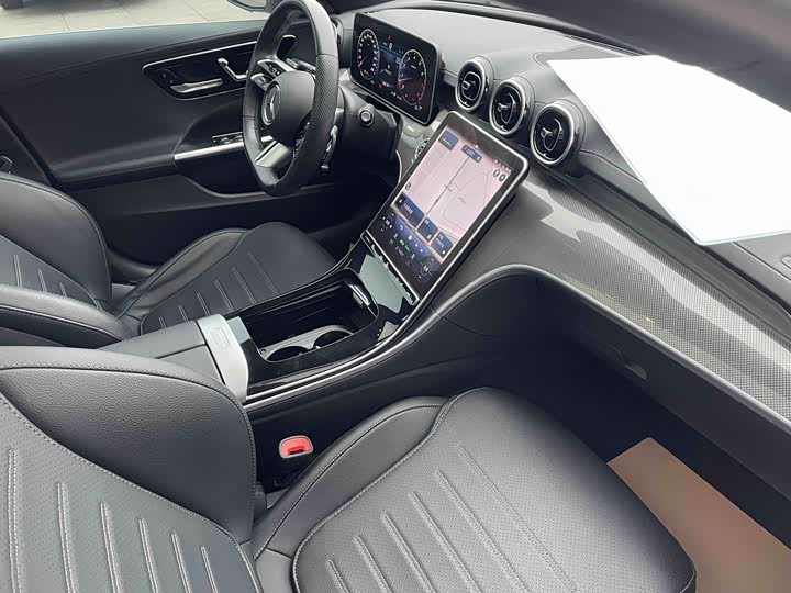 Фото 6 - Mercedes-Benz C-Class