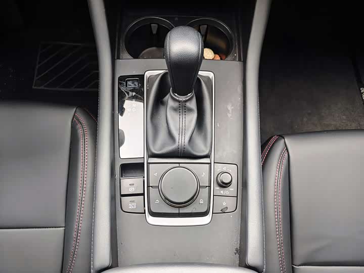 Фото 8 - Mazda 3 (Axela)