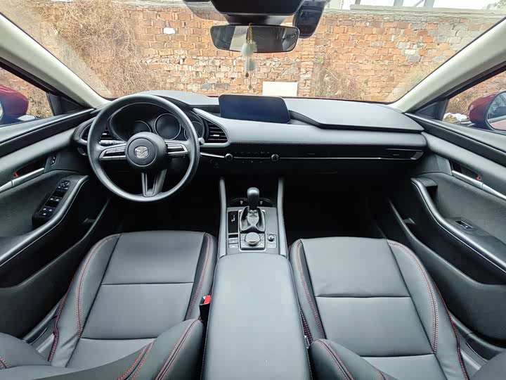 Фото 9 - Mazda 3 (Axela)