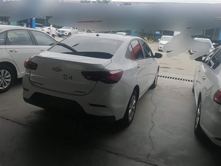 Фото 3 - Chevrolet Onix (Cavalier)