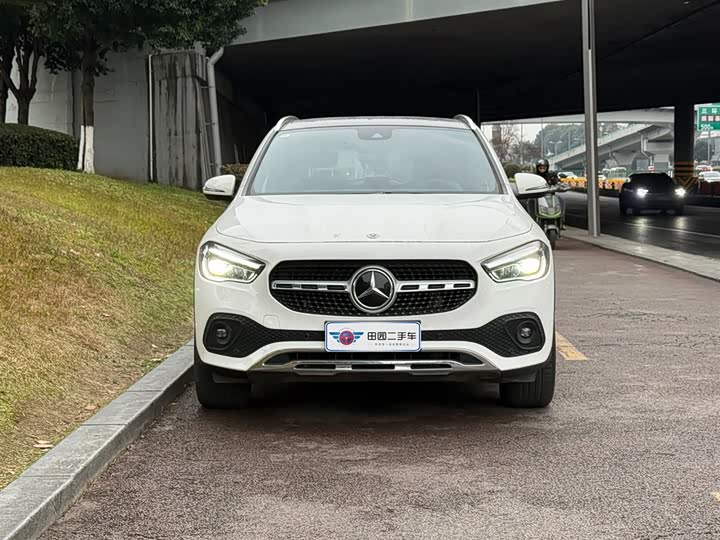 Фото 2 - Mercedes-Benz GLA-Class