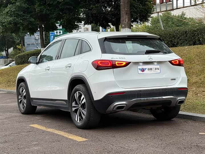 Фото 5 - Mercedes-Benz GLA-Class