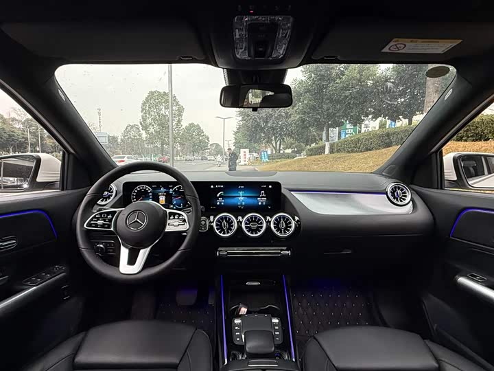 Фото 7 - Mercedes-Benz GLA-Class
