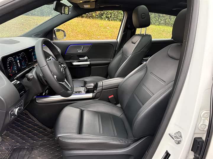 Фото 8 - Mercedes-Benz GLA-Class