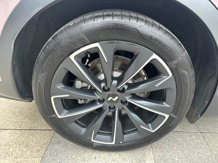 Фото 9 - Nio Onvo L60