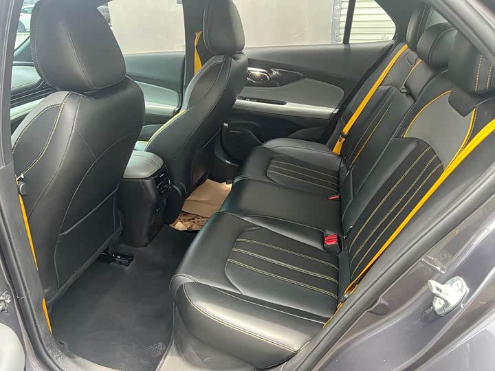 Фото 5 - GAC Trumpchi Empow R