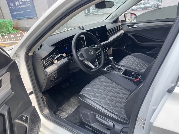 Фото 7 - Volkswagen Sagitar L