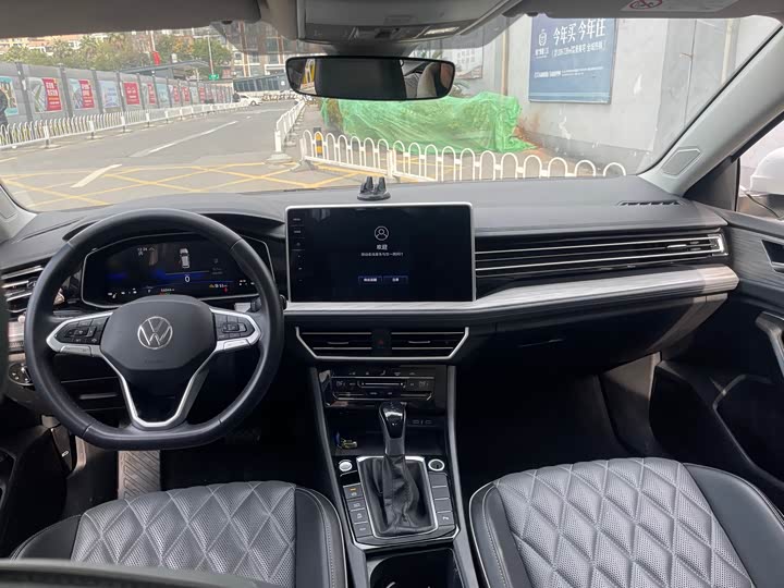 Фото 9 - Volkswagen Sagitar L