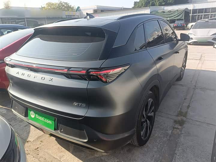 Фото 7 - BAIC Arcfox Alpha T5