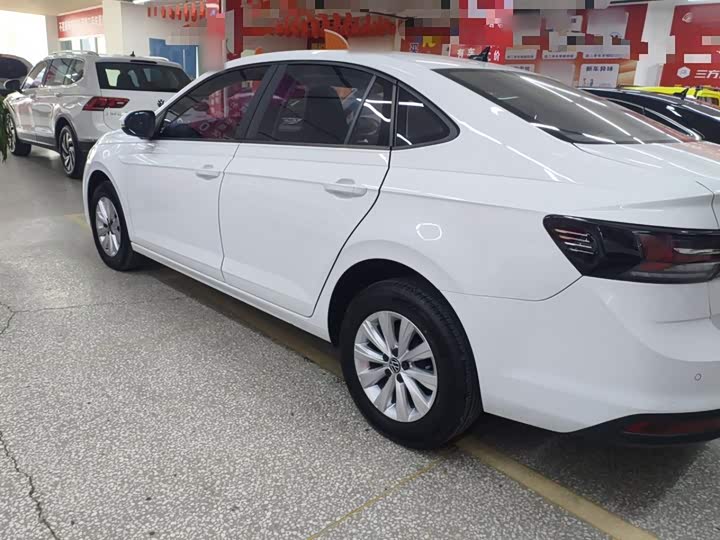 Фото 5 - Volkswagen Lavida