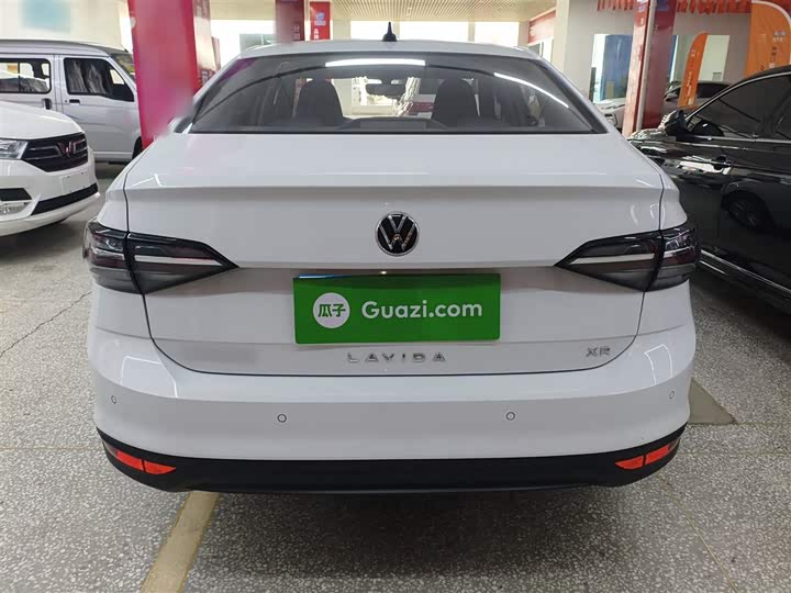 Фото 6 - Volkswagen Lavida