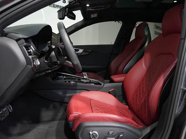 Фото 7 - Audi S4