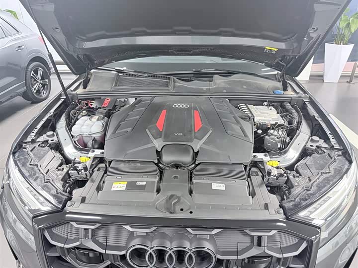 Фото 9 - Audi SQ7