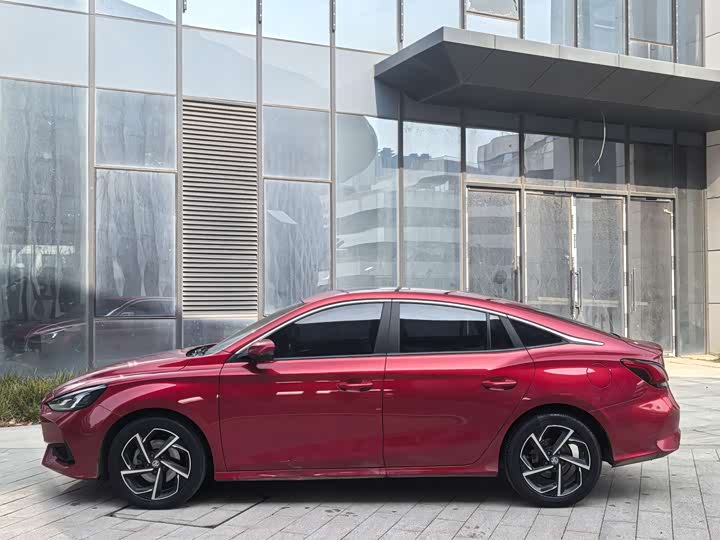 Фото 3 - MG Motor 5