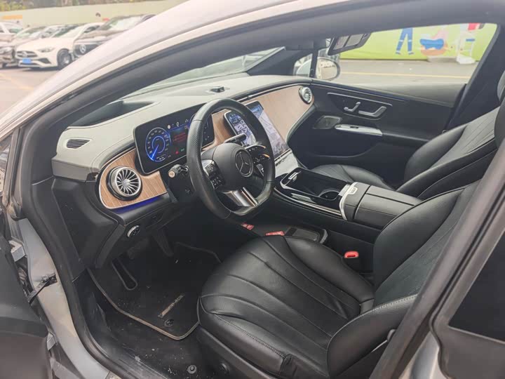 Фото 3 - Mercedes-Benz EQE