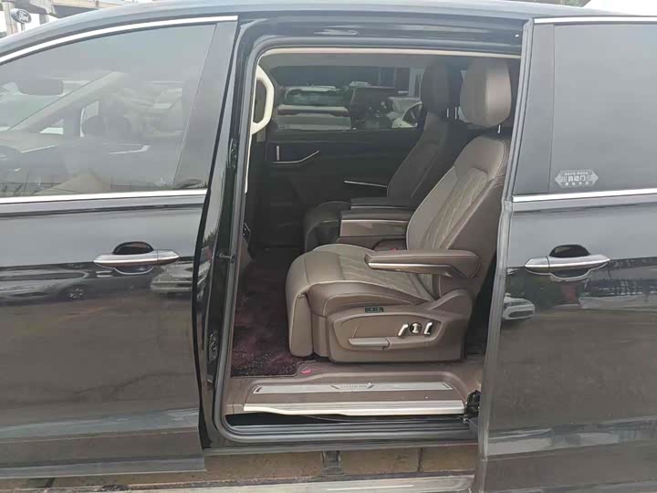 Фото 4 - Volkswagen Viloran