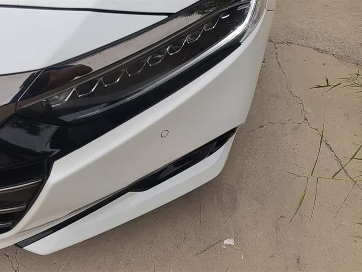 Фото 5 - Honda Accord