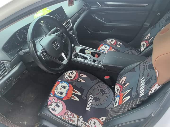 Фото 9 - Honda Accord