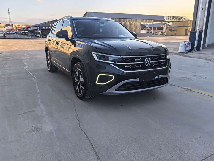 Фото 3 - Volkswagen Tayron