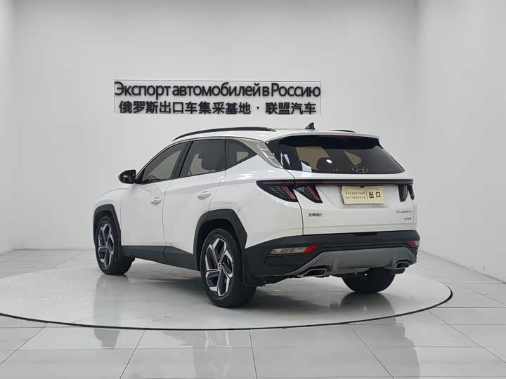 Фото 4 - Hyundai Tucson L