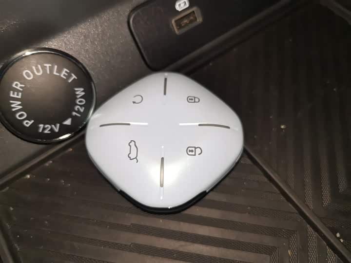 Фото 9 - Jetour Dashing