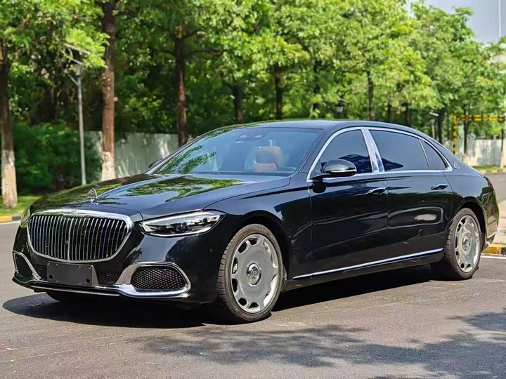 Фото 2 - Mercedes-Benz Maybach S-Class