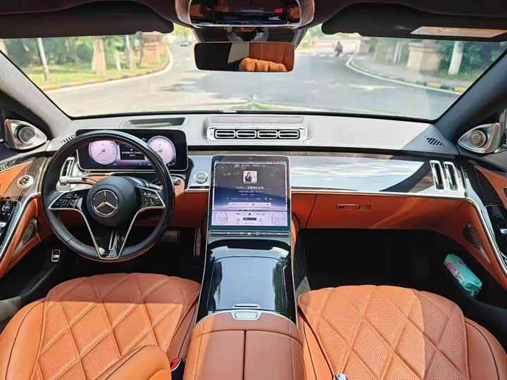 Фото 3 - Mercedes-Benz Maybach S-Class