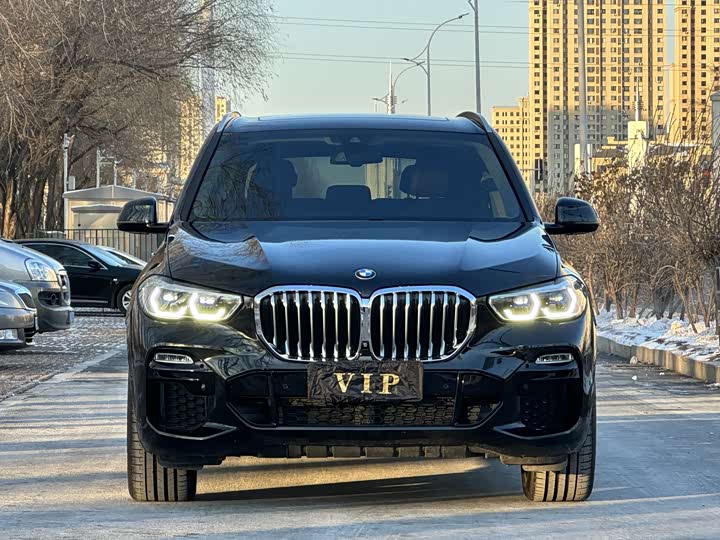 Фото 2 - BMW X5