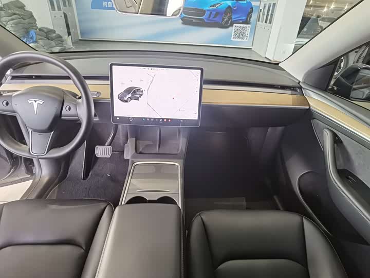 Фото 4 - Tesla Model Y