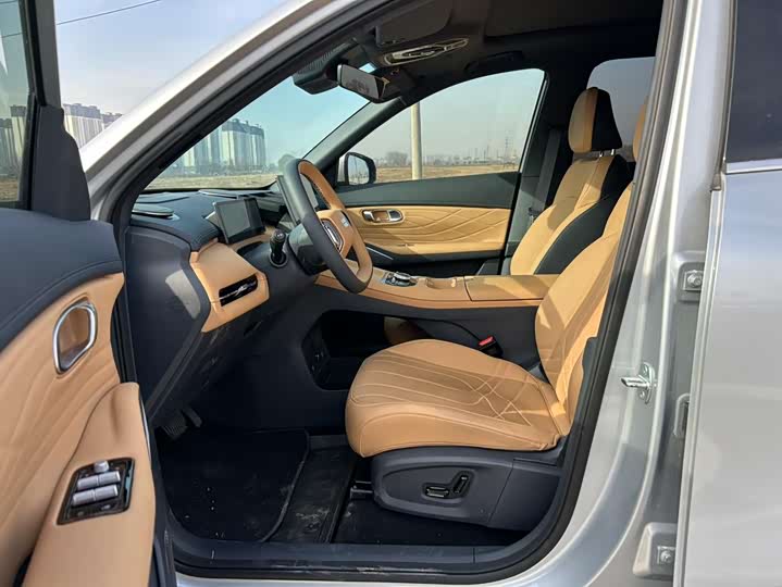 Фото 9 - Geely Galaxy Starship 7