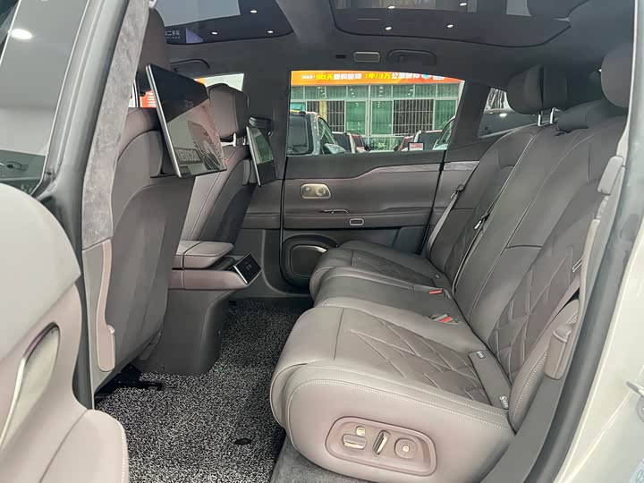 Фото 9 - Nio ET7