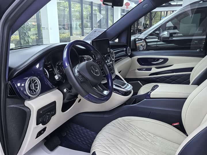 Фото 8 - Mercedes-Benz Vito