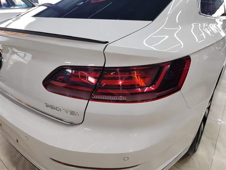 Фото 8 - Volkswagen CC