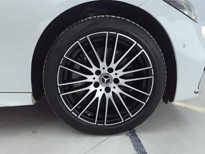 Фото 6 - Mercedes-Benz C-Class