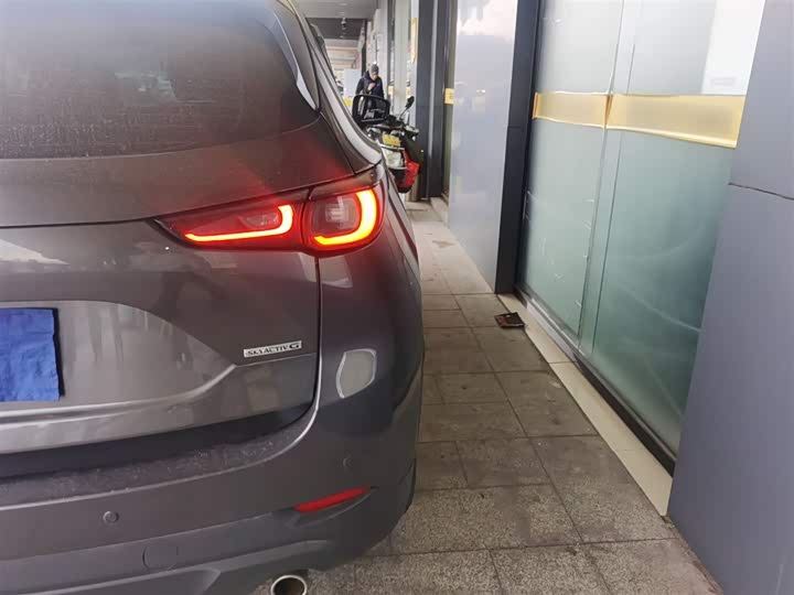 Фото 8 - Mazda CX-5