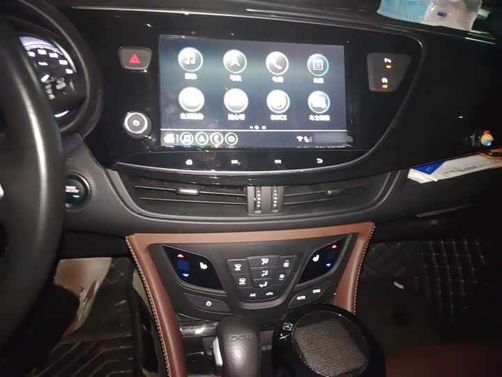 Фото 6 - Buick Envision Plus