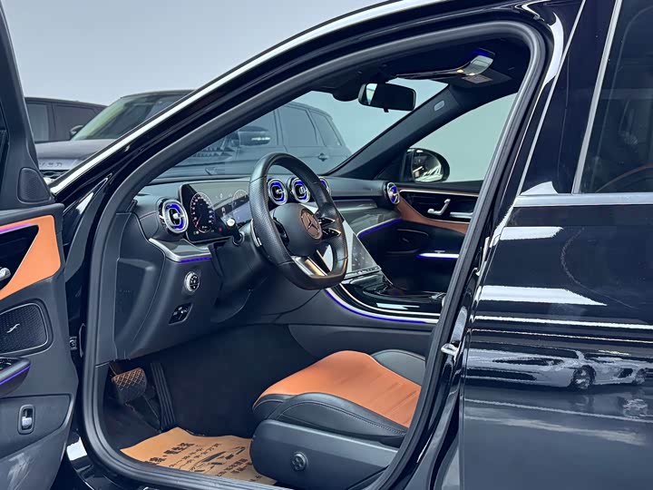 Фото 6 - Mercedes-Benz C-Class