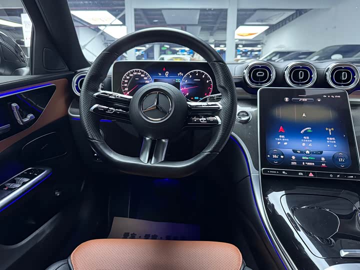 Фото 9 - Mercedes-Benz C-Class