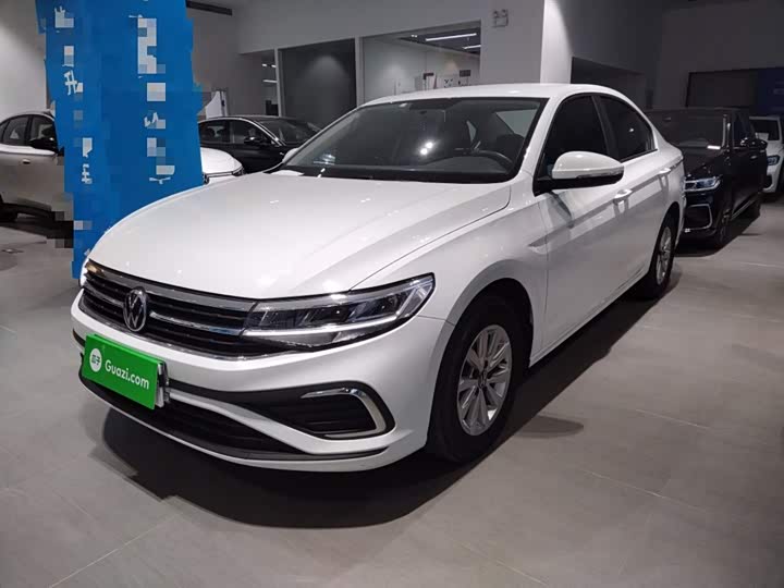 Фото 2 - Volkswagen Bora