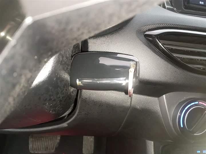 Фото 9 - Hyundai Celesta