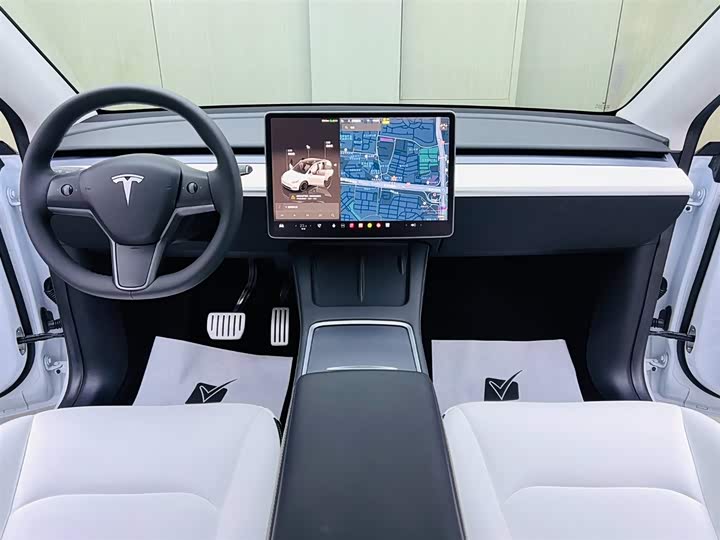 Фото 9 - Tesla Model Y