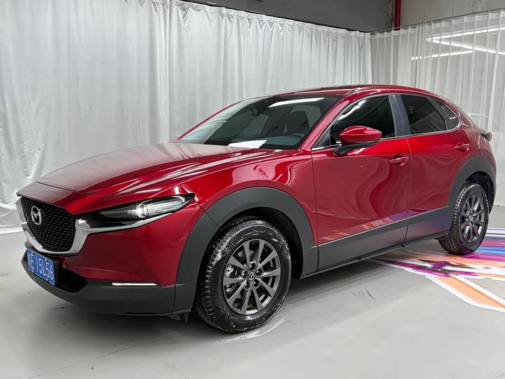 Фото 1 - Mazda CX-30