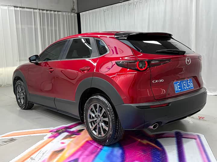 Фото 4 - Mazda CX-30