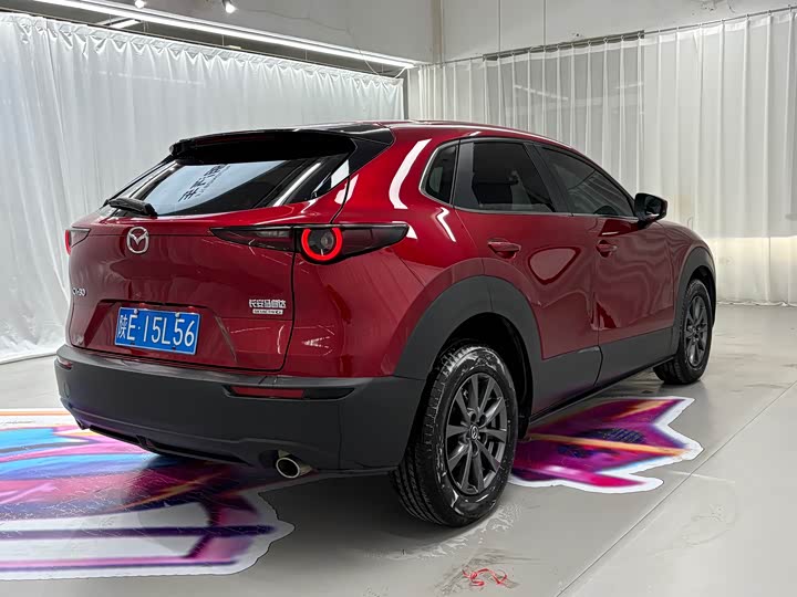 Фото 6 - Mazda CX-30