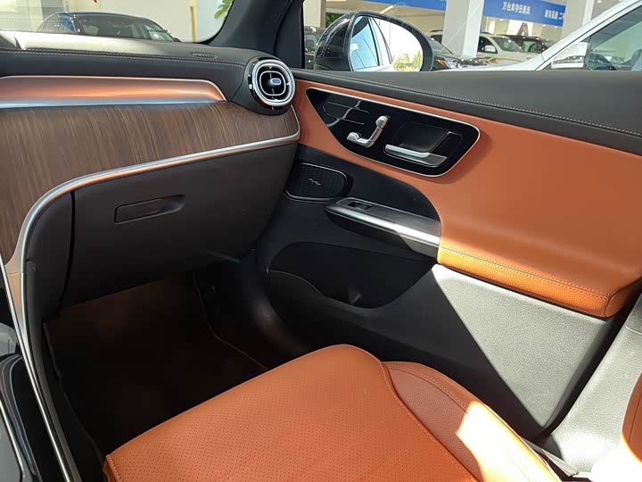 Фото 8 - Mercedes-Benz GLC-Class Hybrid