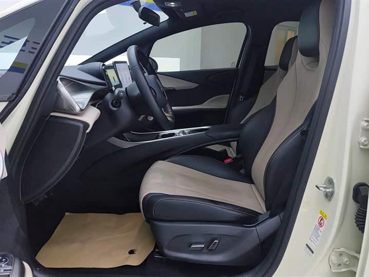 Фото 9 - BYD Dolphin